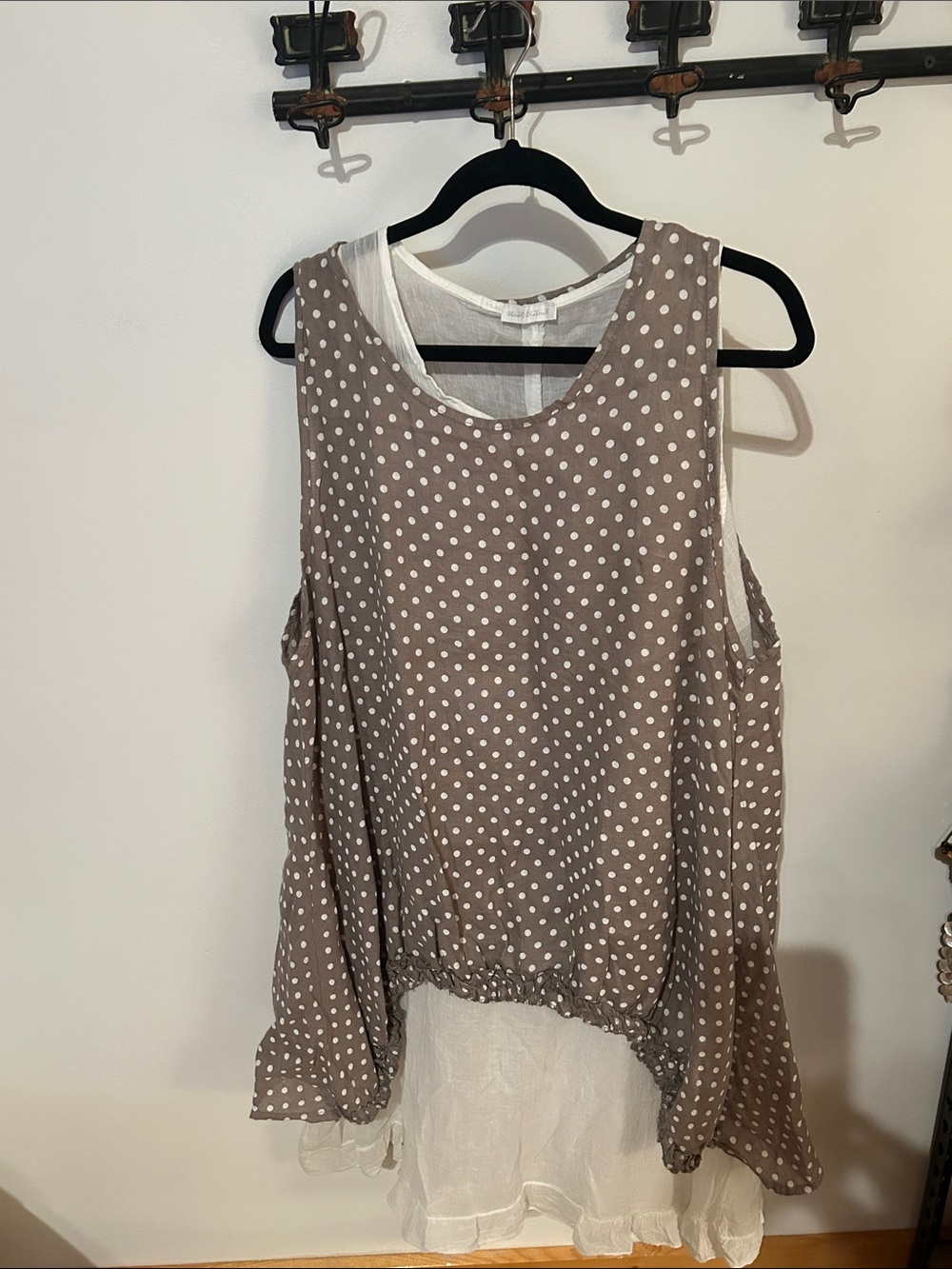 Polka Dot Sleeveless Overlay Tank Top in Taupe and White